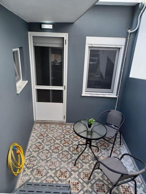 Petite Suite With Backyard. Mytilíni Exteriér fotografie